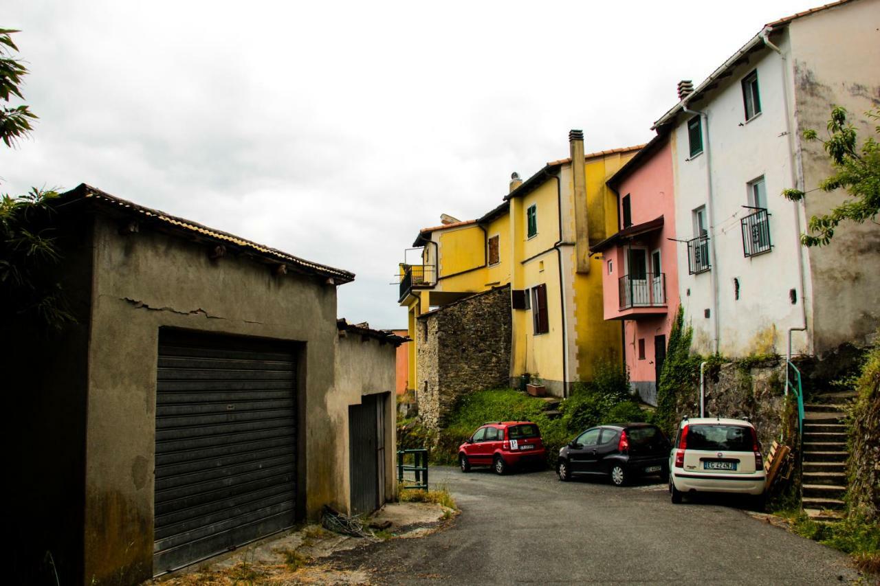 L'Agora - Ca' Du Punte Villa Borghetto di Vara Luaran gambar